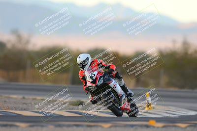 media/Nov-16-2024-CVMA (Sat) [[0e4bb1f32f]]/Race 15- Formula 40 MW and LW/